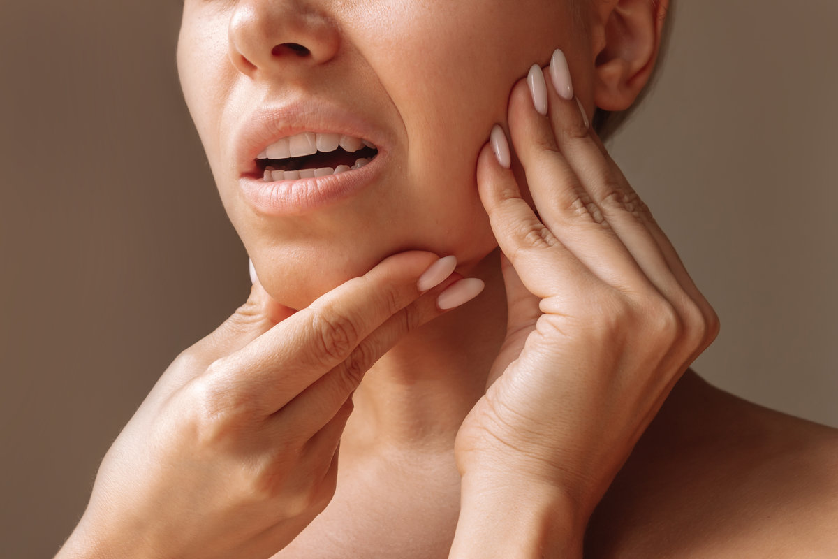 Can Orthodontic Treatment Help with Jaw Alignment Issues Beyond Straightening Teeth?